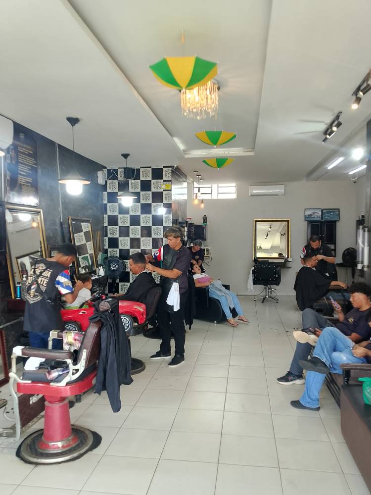 Galeria BARBEARIA DO VINTE