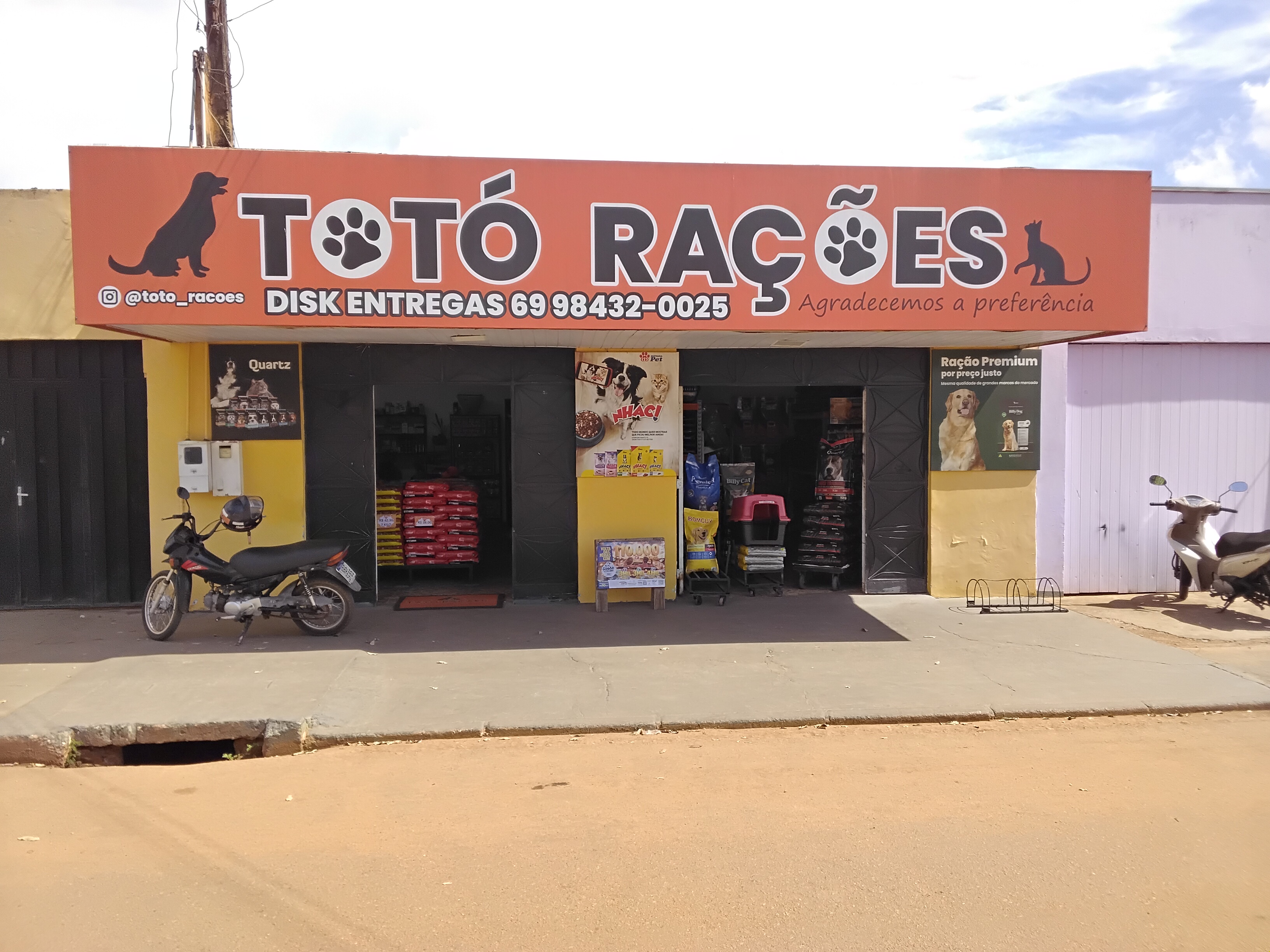 Galeria TOTÓ RAÇÕES